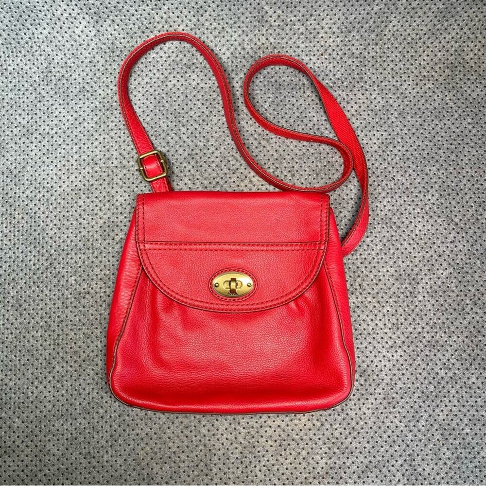 Vintage Fossil Carson Flap Red Leather Crossbody Purse